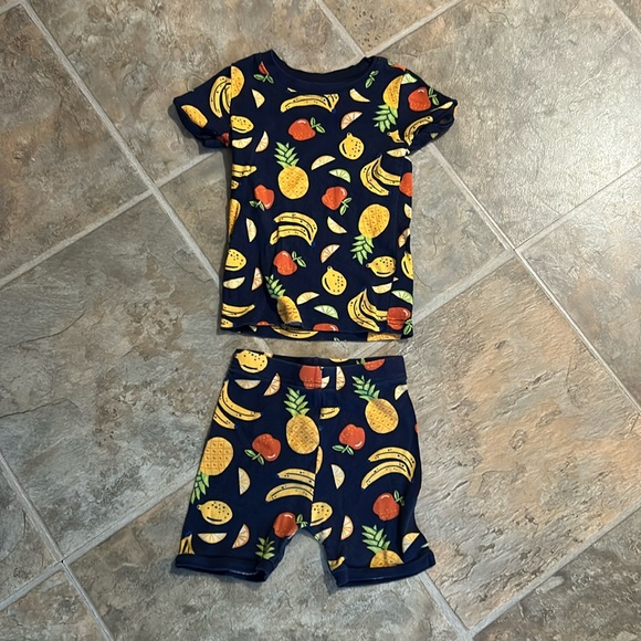 Old Navy 2 pc pj shorts set - Picture 1 of 4